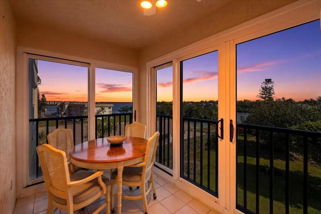 3240 Gulf Of Mexico Drive Longboat Key FL 34228