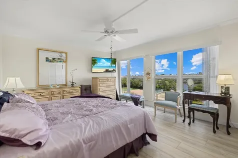 3240 Gulf Of Mexico Drive Longboat Key FL 34228