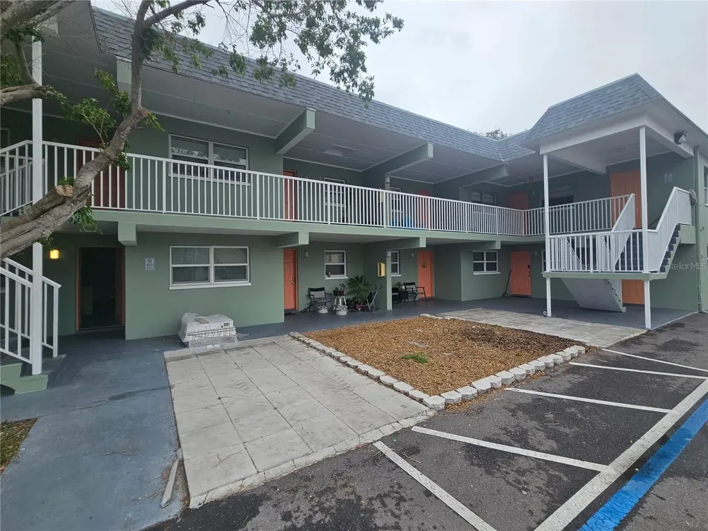 2045 Alpine Road Clearwater FL 33755