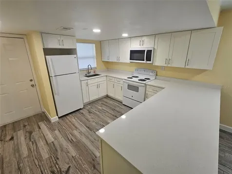 2045 Alpine Road Clearwater FL 33755