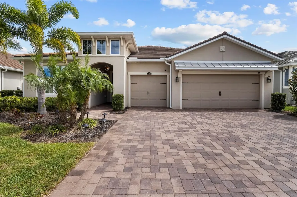 5745 Long Shore Loop Sarasota FL 34238