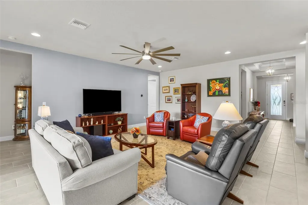 5745 Long Shore Loop Sarasota FL 34238