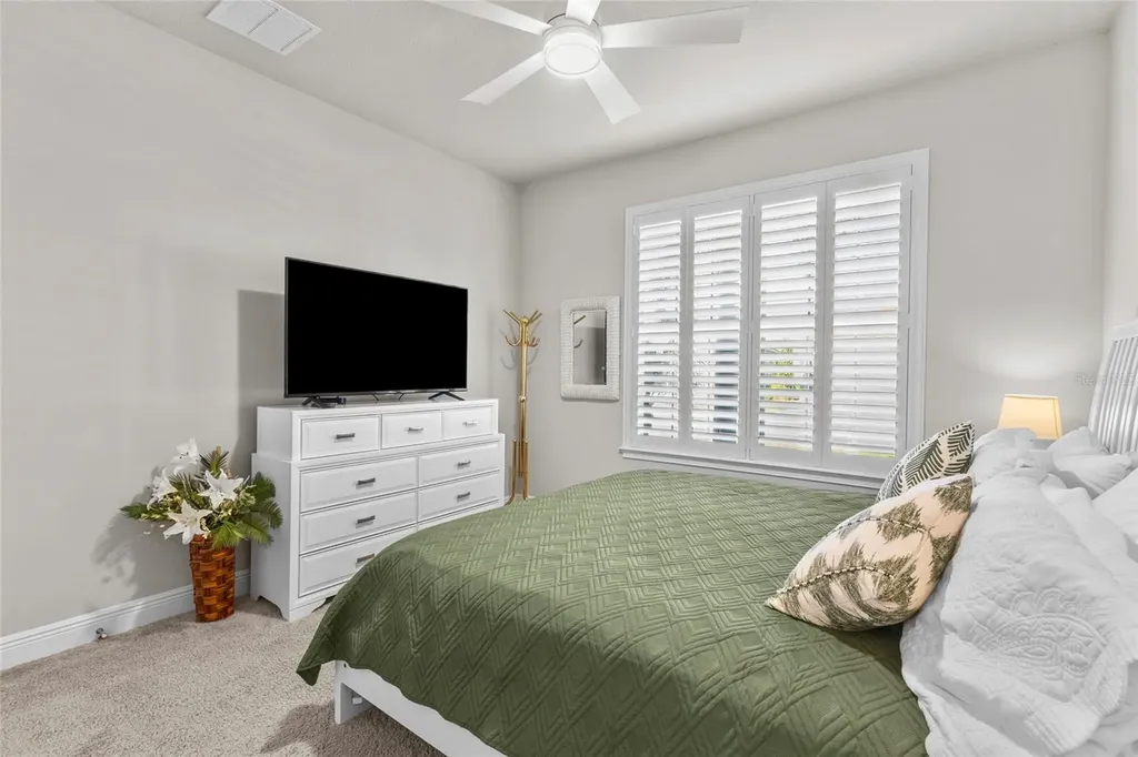 5745 Long Shore Loop Sarasota FL 34238