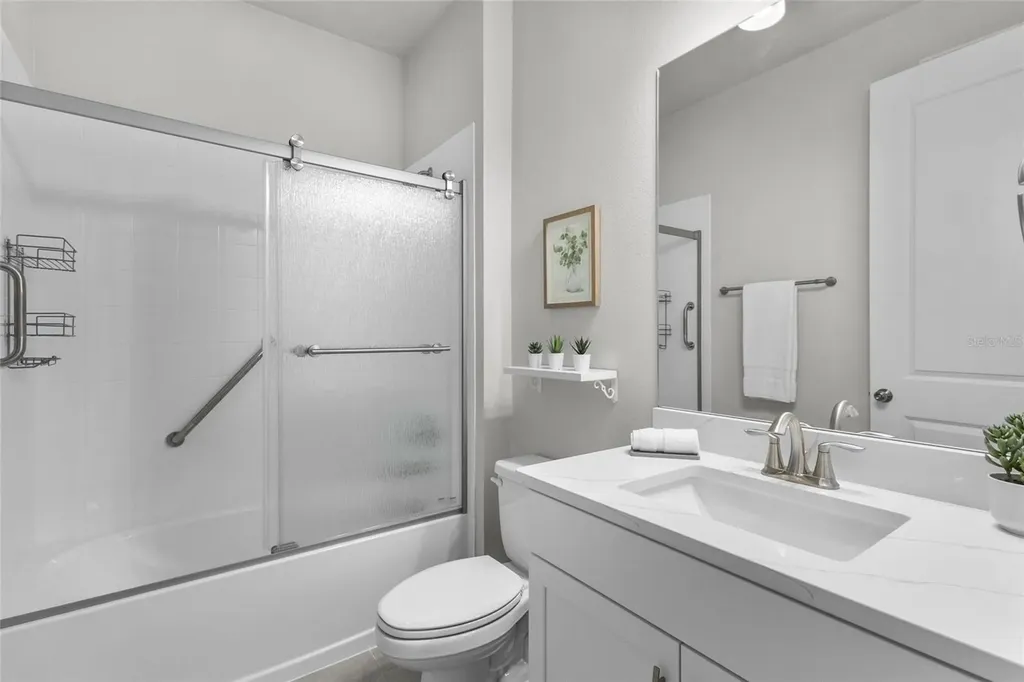 5745 Long Shore Loop Sarasota FL 34238
