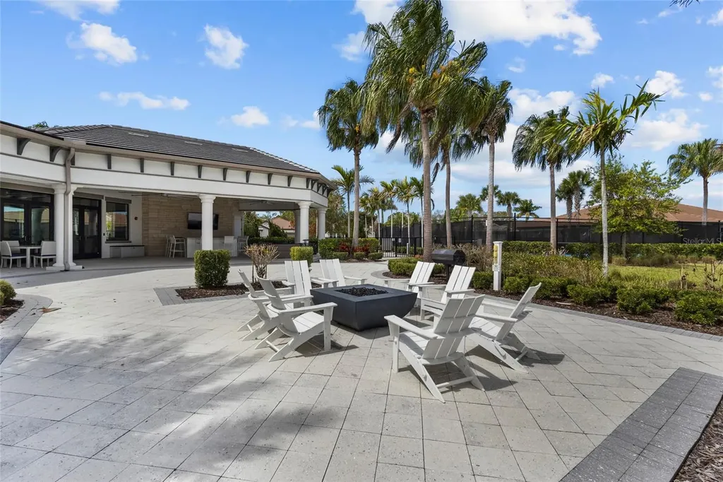 5745 Long Shore Loop Sarasota FL 34238