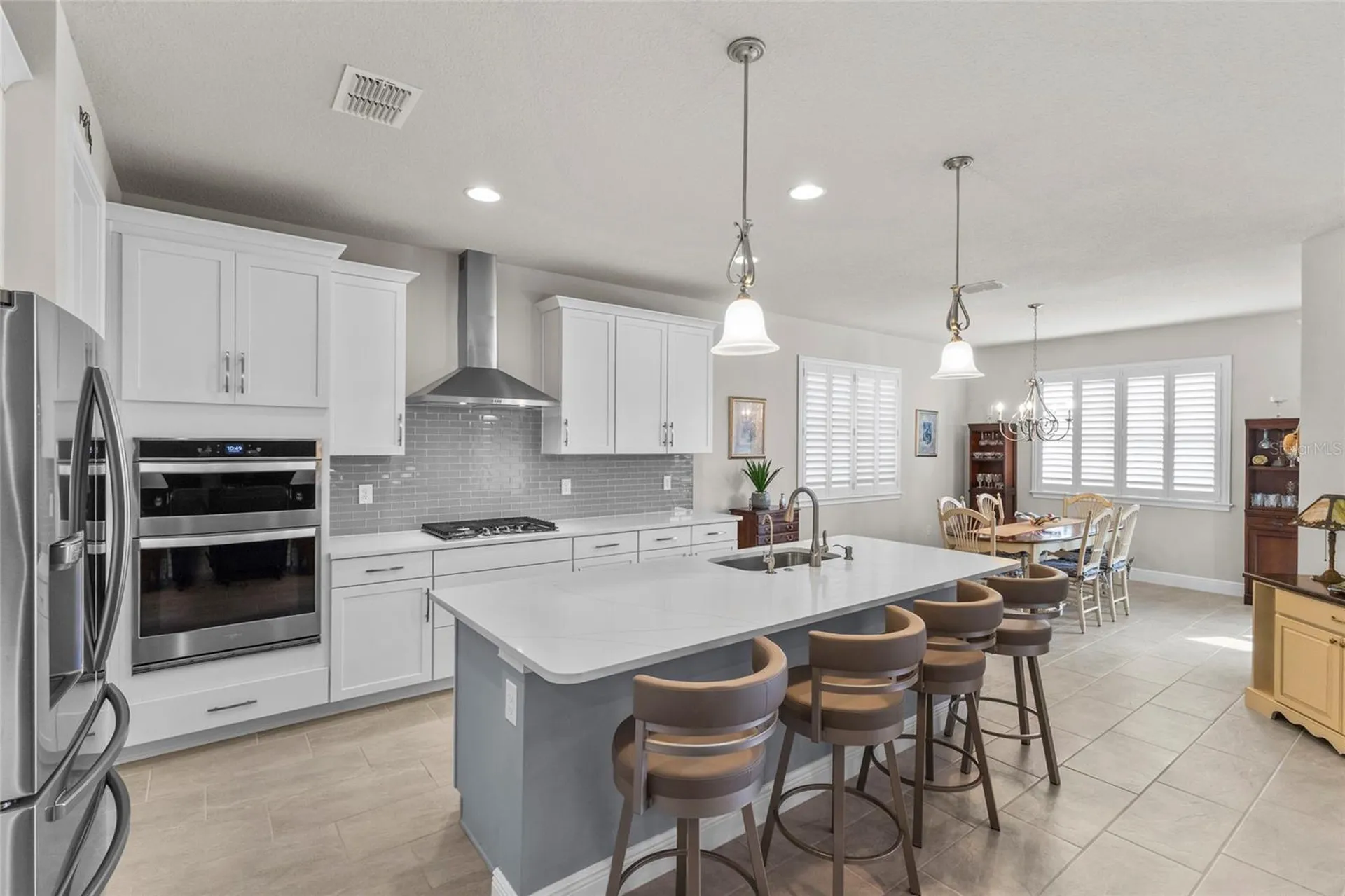 5745 Long Shore Loop Sarasota FL 34238