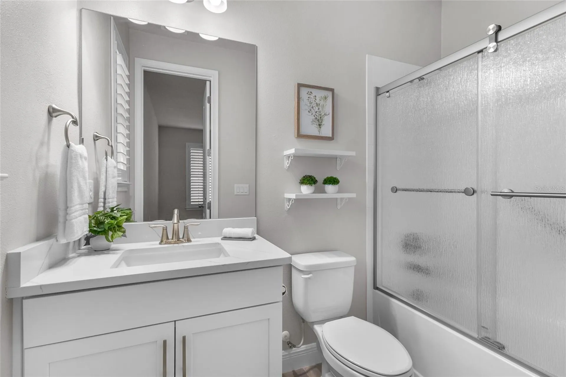 5745 Long Shore Loop Sarasota FL 34238