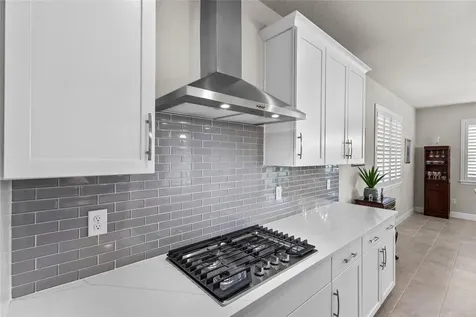 5745 Long Shore Loop Sarasota FL 34238