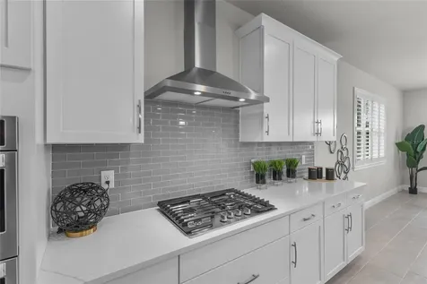 5745 Long Shore Loop Sarasota FL 34238
