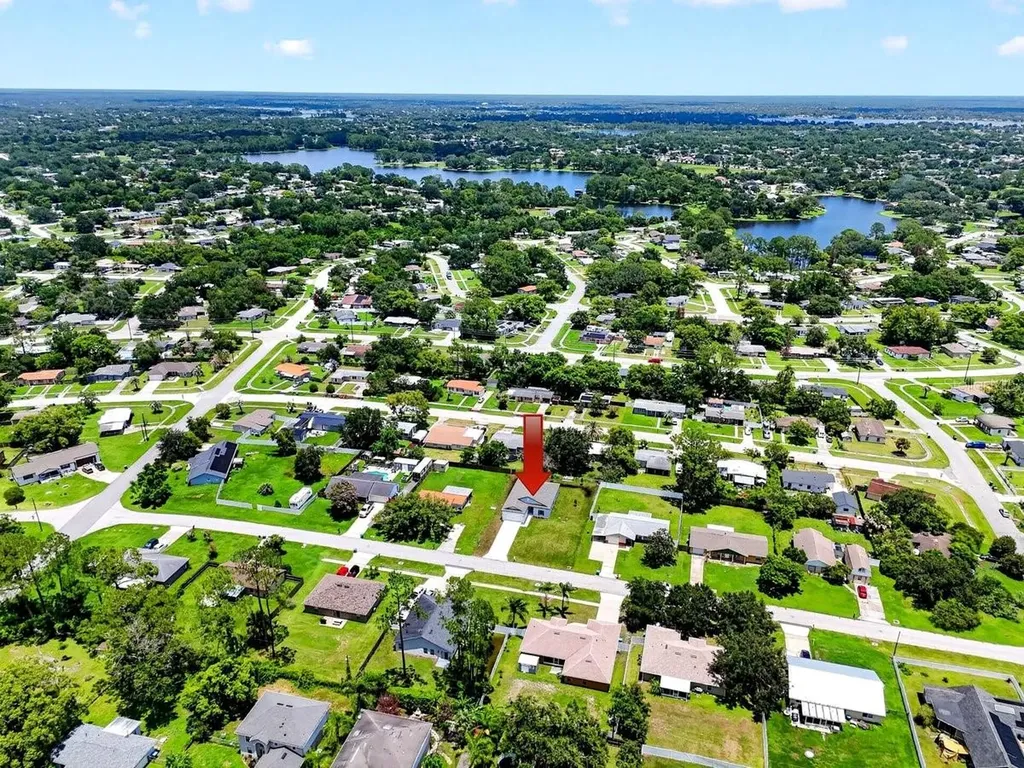 897 Picasso Avenue Deltona FL 32725