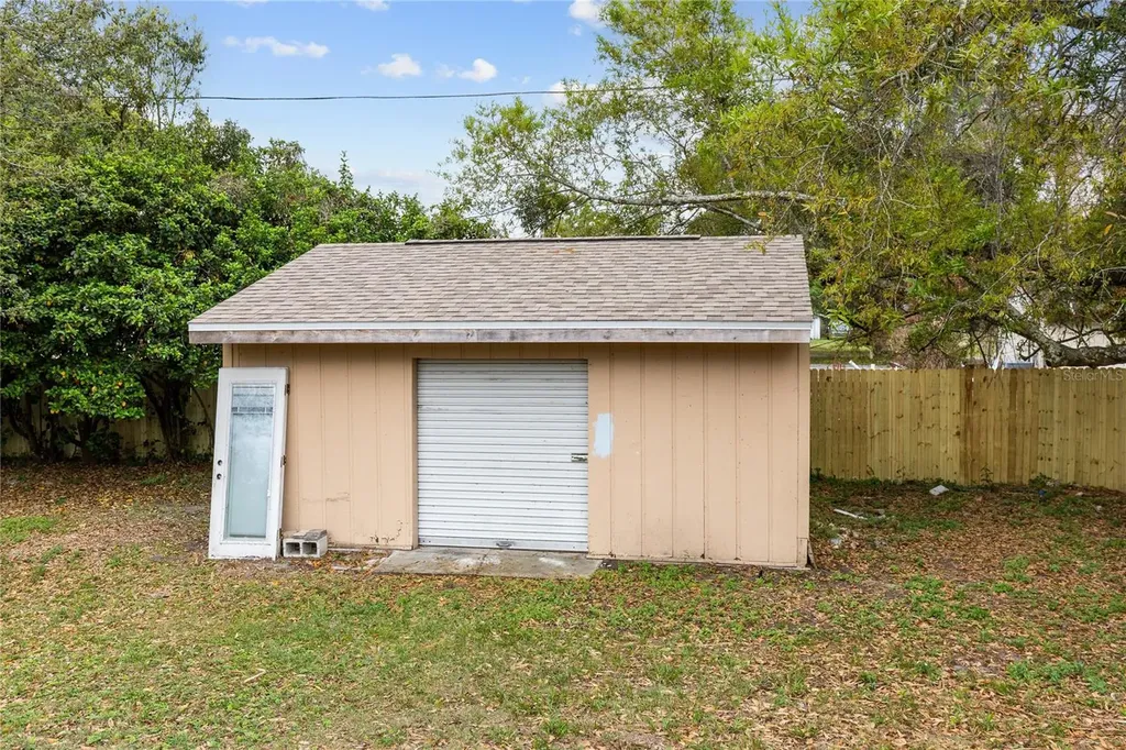 1130 Carlson Drive Orlando FL 32804