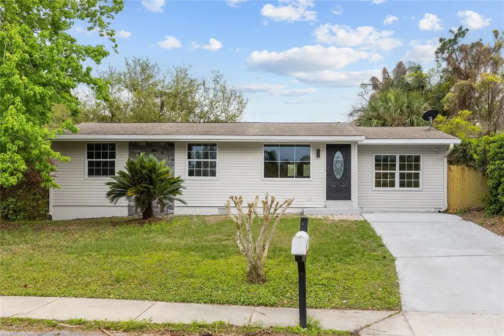 1130 Carlson Drive Orlando FL 32804
