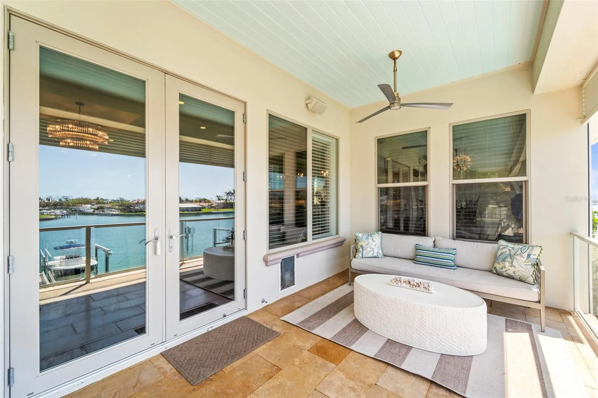 19 Bayfront Court S St Petersburg FL 33711