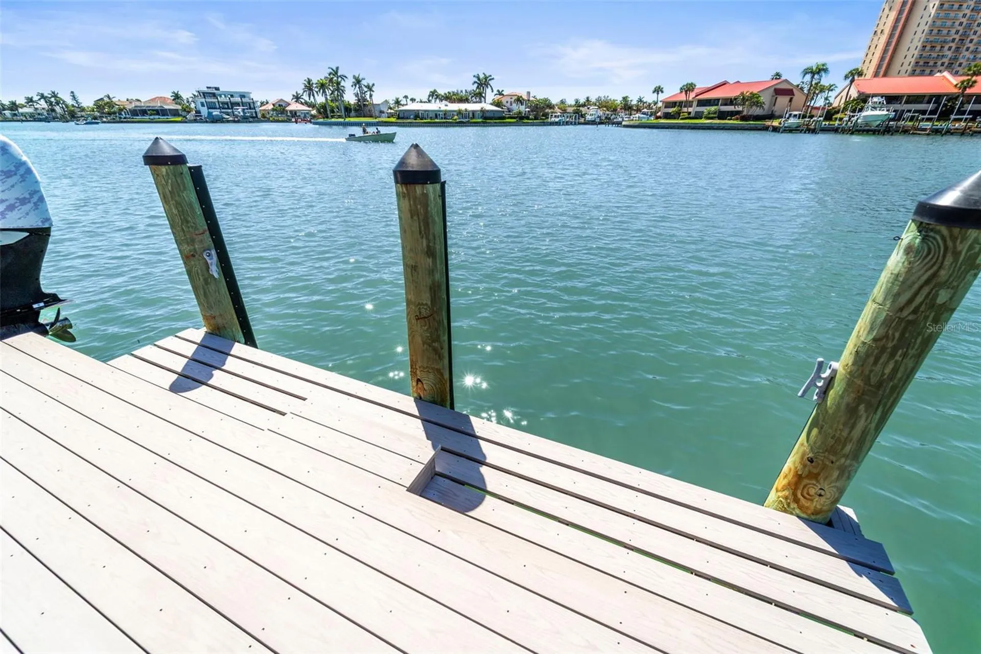 19 Bayfront Court S St Petersburg FL 33711