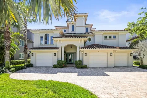 19 Bayfront Court S St Petersburg FL 33711