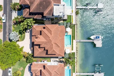 19 Bayfront Court S St Petersburg FL 33711
