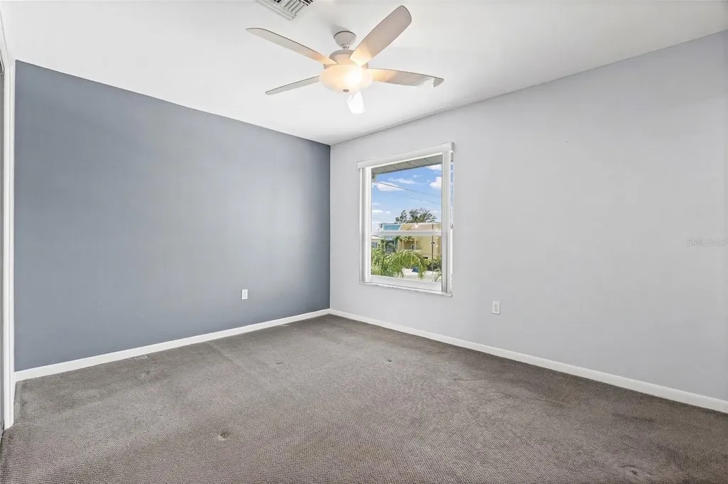3701 5th Avenue Holmes Beach FL 34217