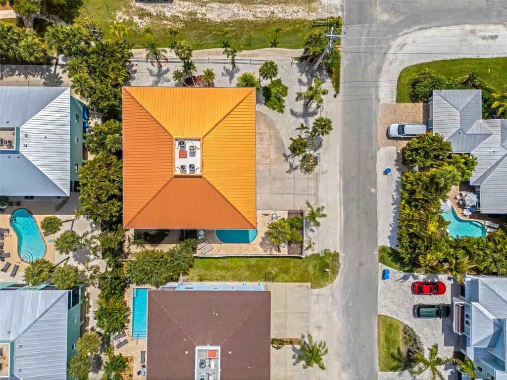 3701 5th Avenue Holmes Beach FL 34217