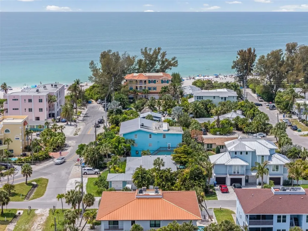 3701 5th Avenue Holmes Beach FL 34217