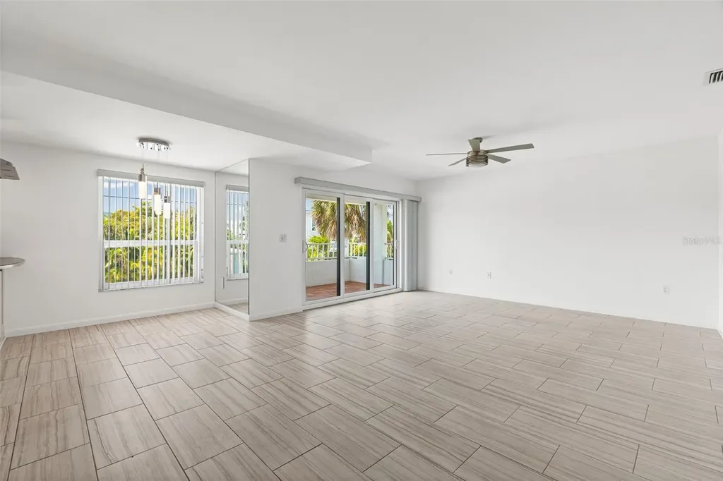 3701 5th Avenue Holmes Beach FL 34217
