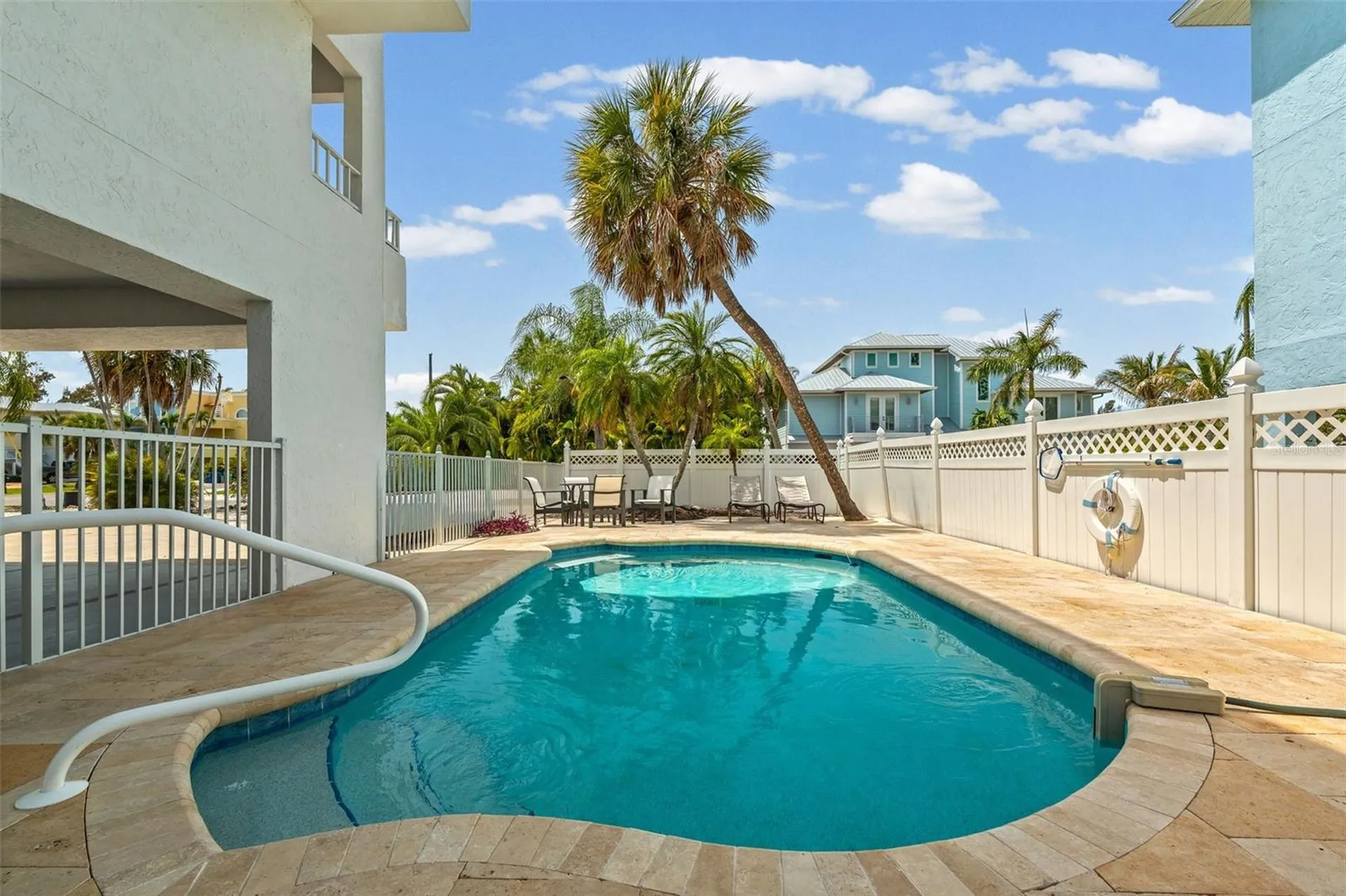 3701 5th Avenue Holmes Beach FL 34217