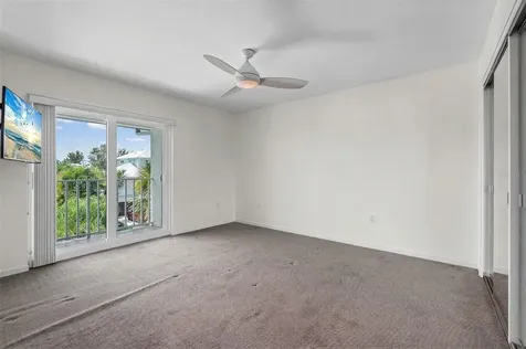 3701 5th Avenue Holmes Beach FL 34217