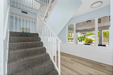 3701 5th Avenue Holmes Beach FL 34217