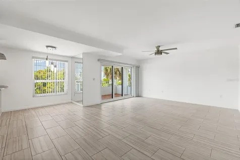 3701 5th Avenue Holmes Beach FL 34217