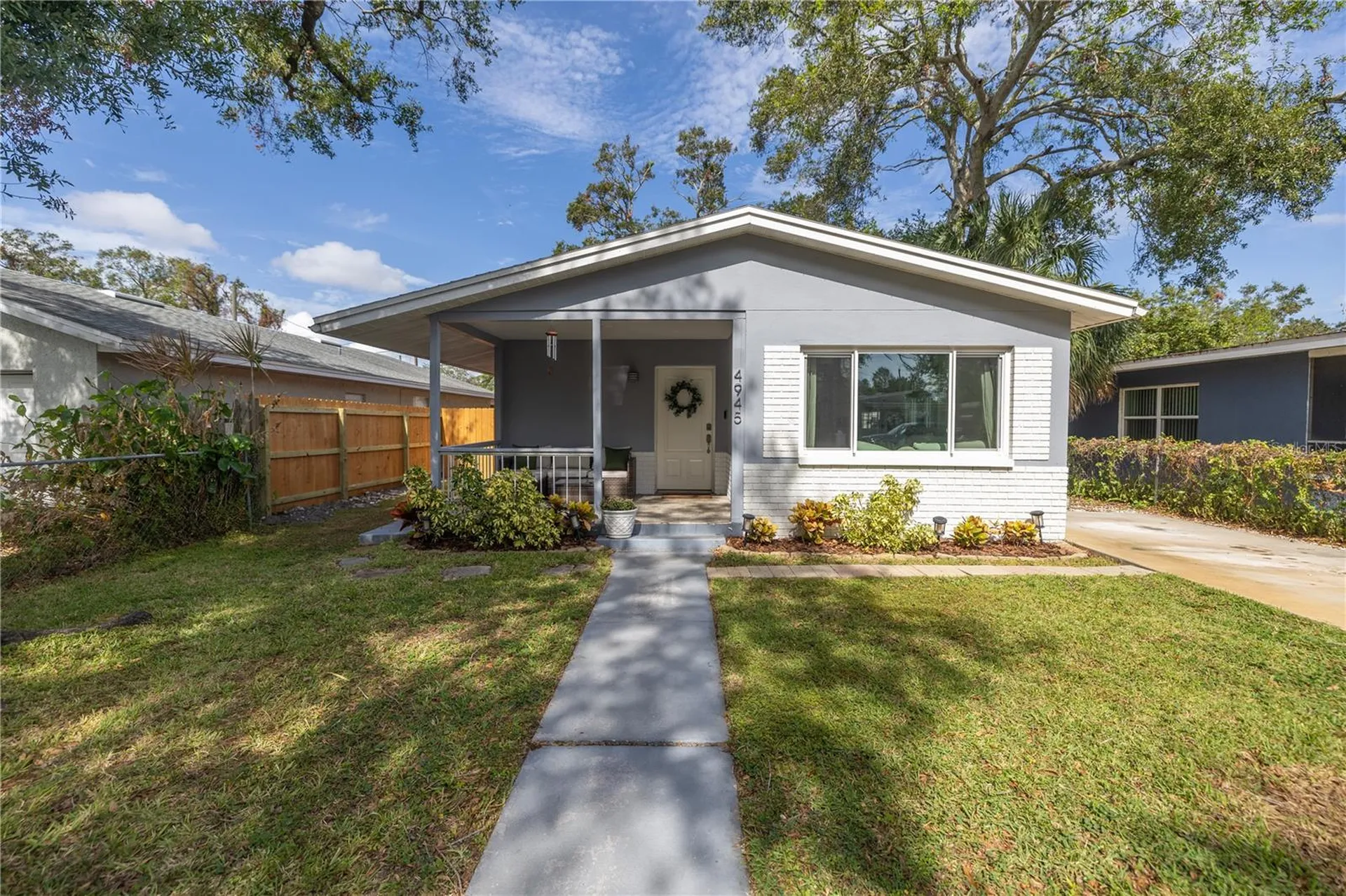 4945 34th Avenue N St Petersburg FL 33710