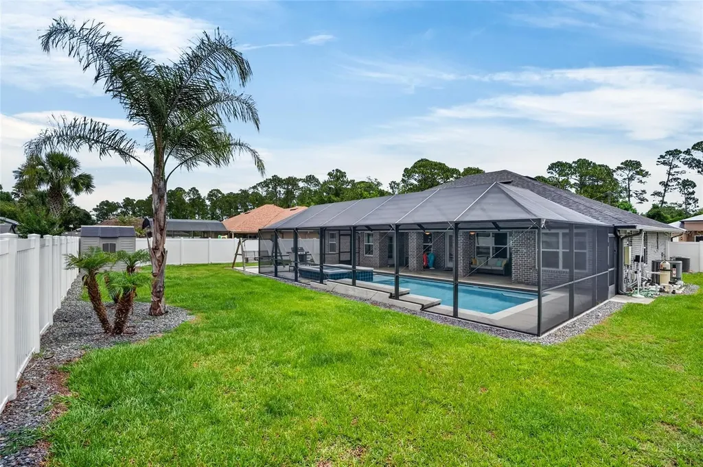 14 Farnell Lane Palm Coast FL 32137