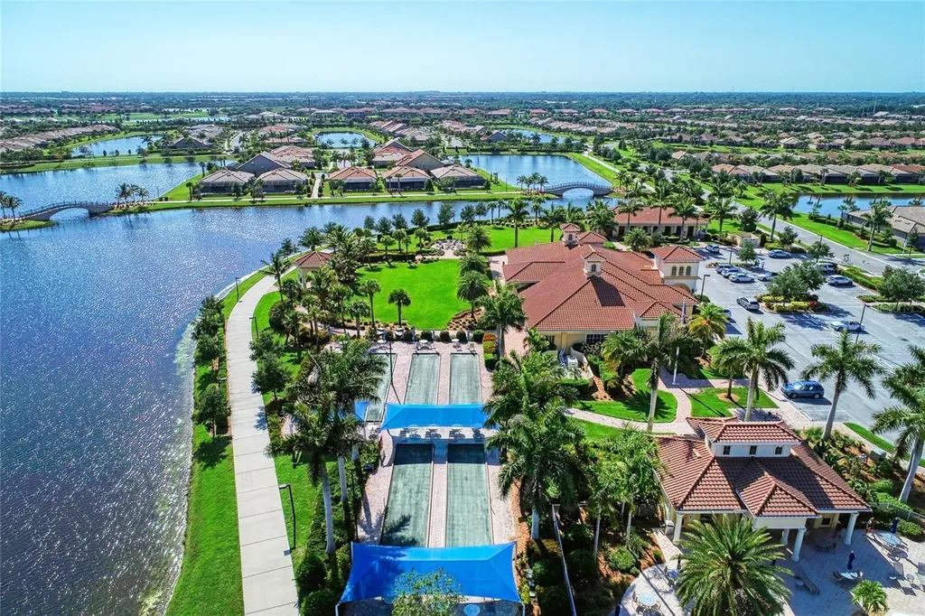 19396 Solarzano Street Venice FL 34293