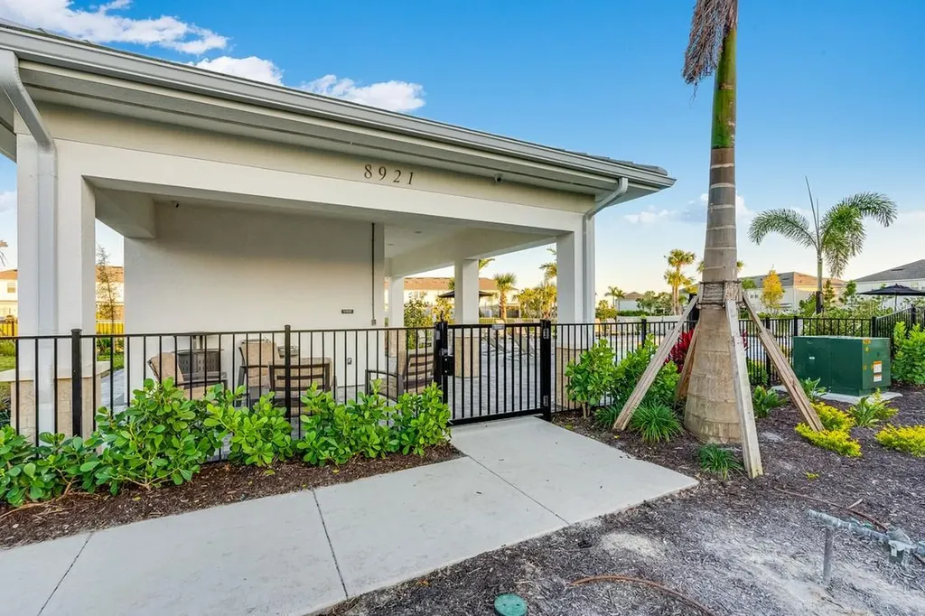 10789 Eclipse Street Sarasota FL 34241