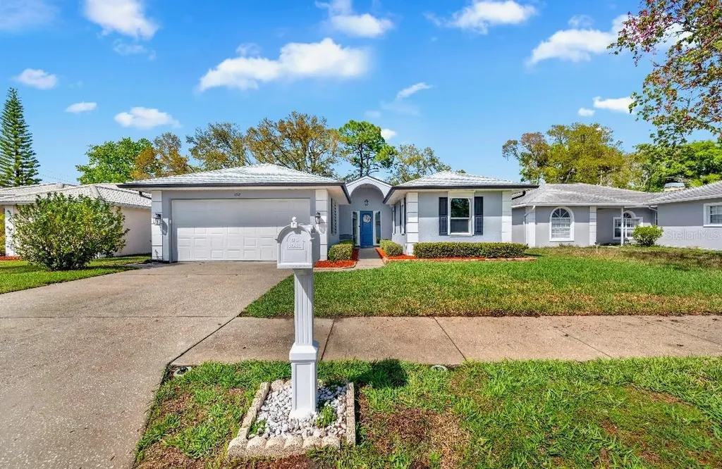 1717 Bermuda Court Safety Harbor FL 34695
