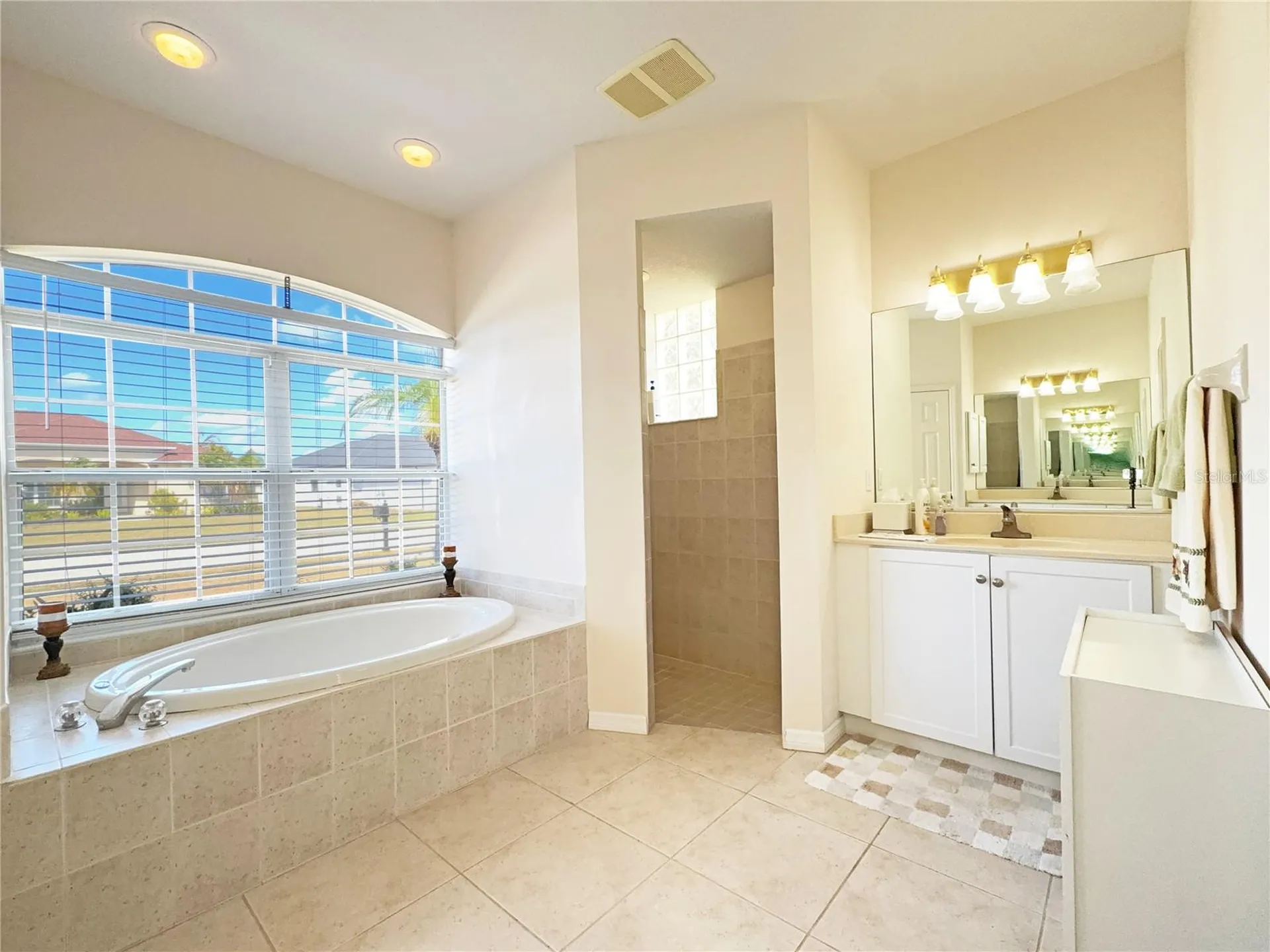 9011 Province Street Sarasota FL 34240