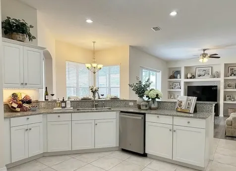 9011 Province Street Sarasota FL 34240