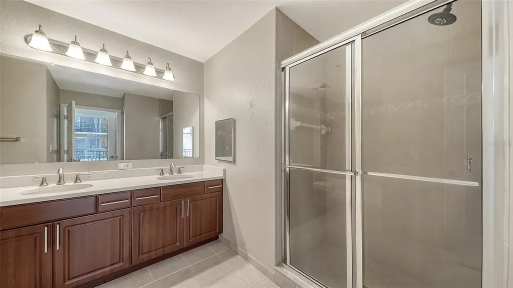 1064 N Tamiami Trail Sarasota FL 34236