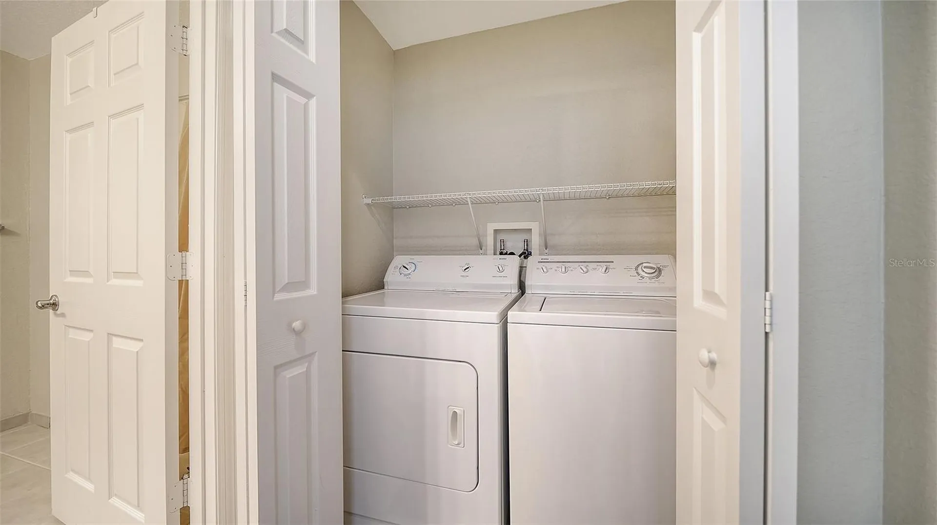 1064 N Tamiami Trail Sarasota FL 34236