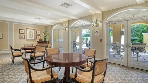 1064 N Tamiami Trail Sarasota FL 34236