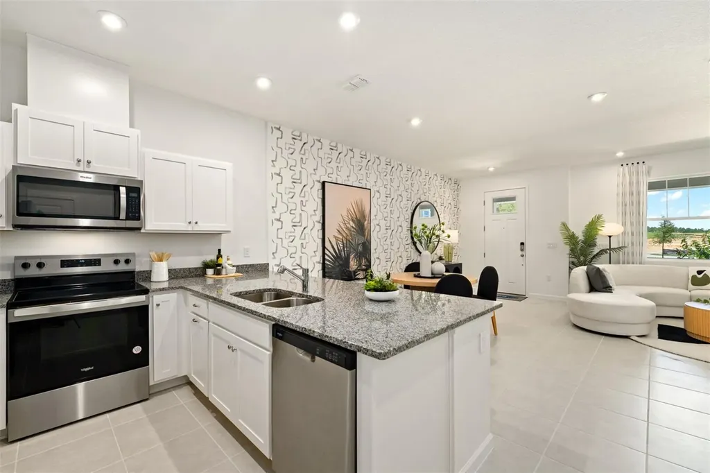 2951 Camellia Flower Street Apopka FL 32703