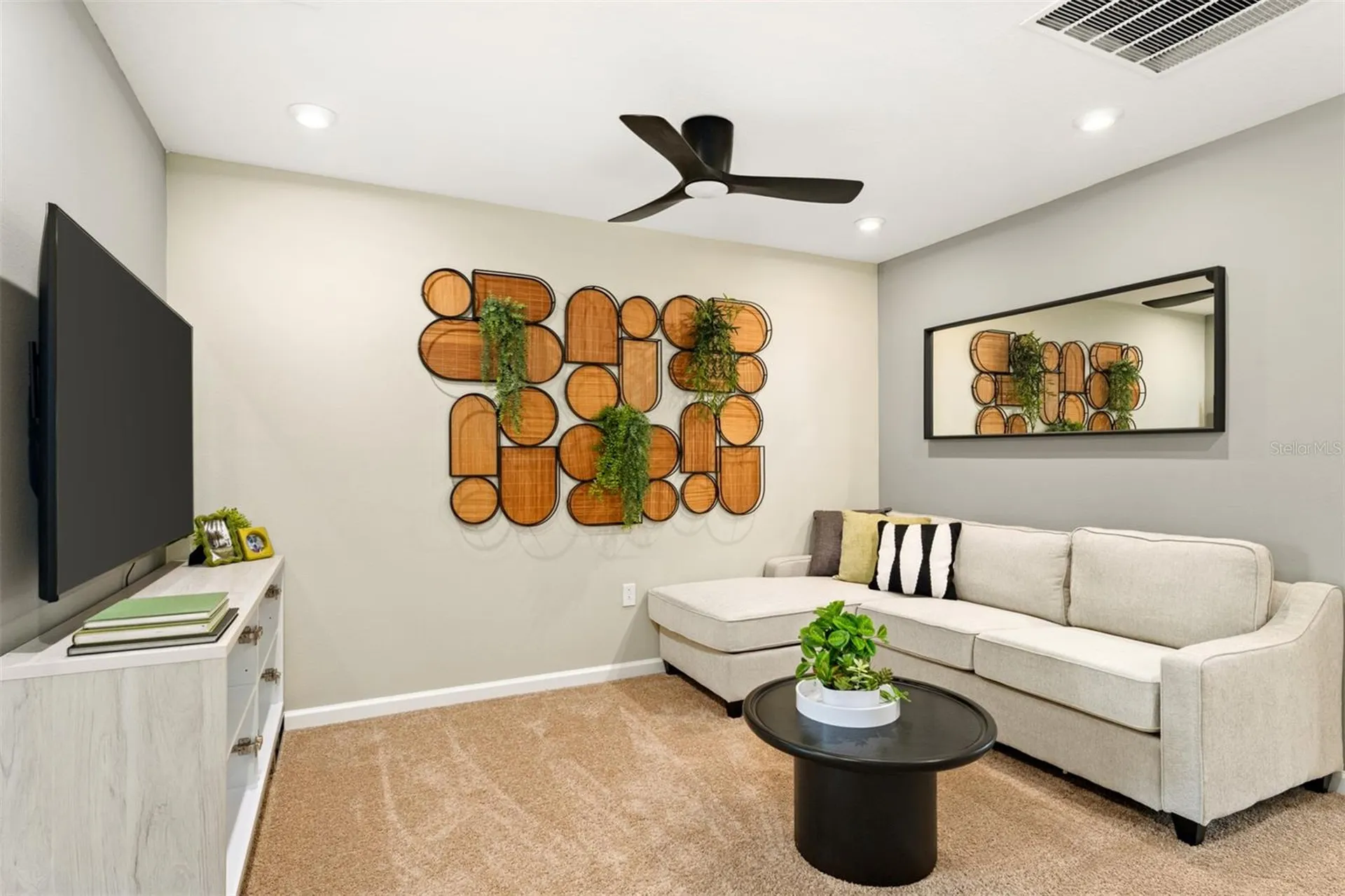 2951 Camellia Flower Street Apopka FL 32703