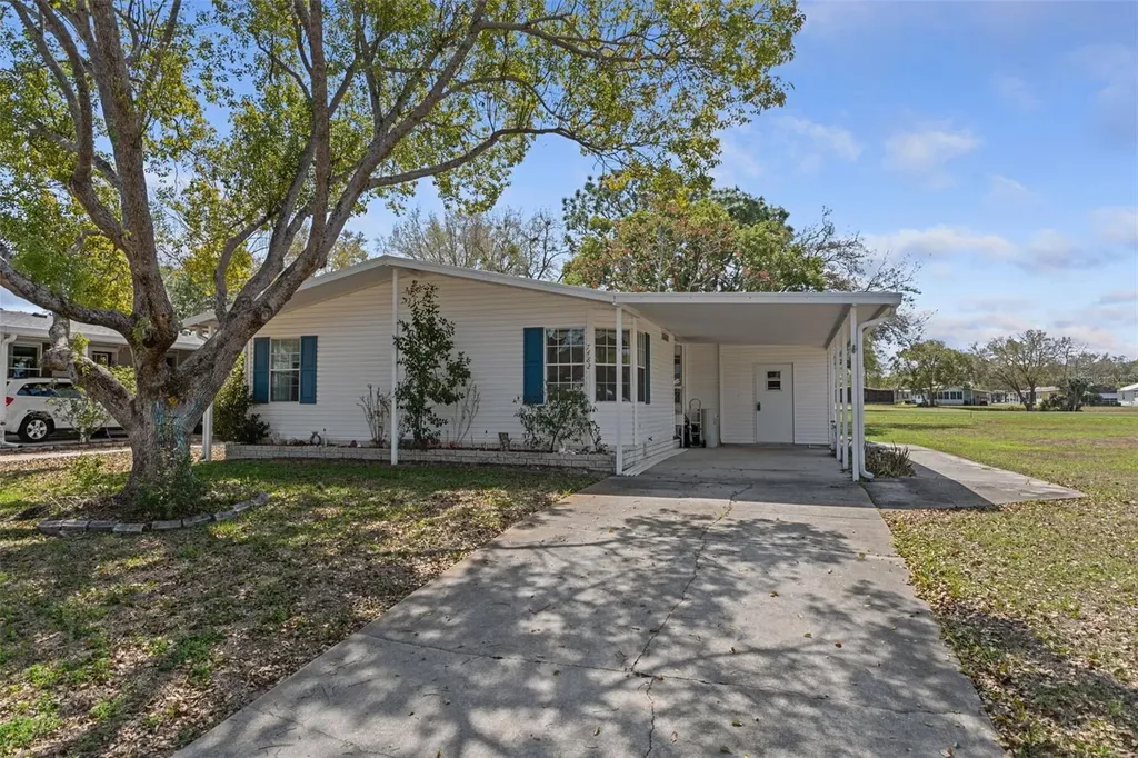 7482 Dinsmore Street Brooksville FL 34613