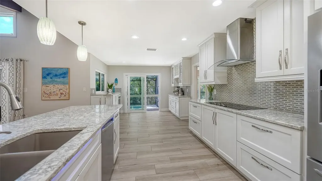 5231 Siesta Cove Drive Sarasota FL 34242