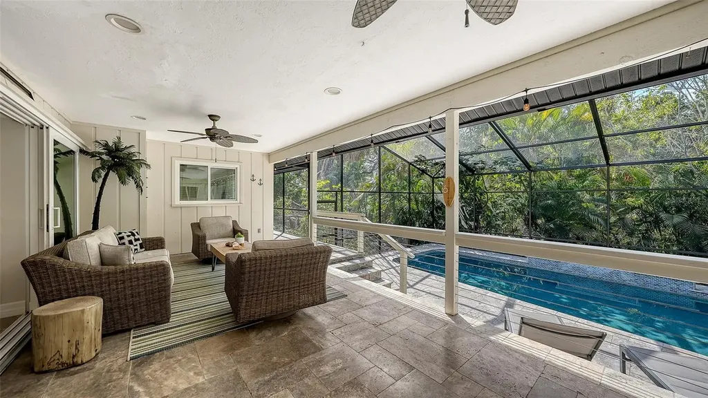 5231 Siesta Cove Drive Sarasota FL 34242