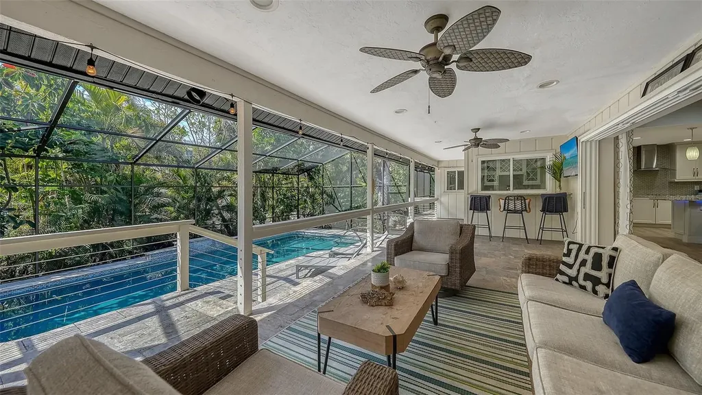 5231 Siesta Cove Drive Sarasota FL 34242