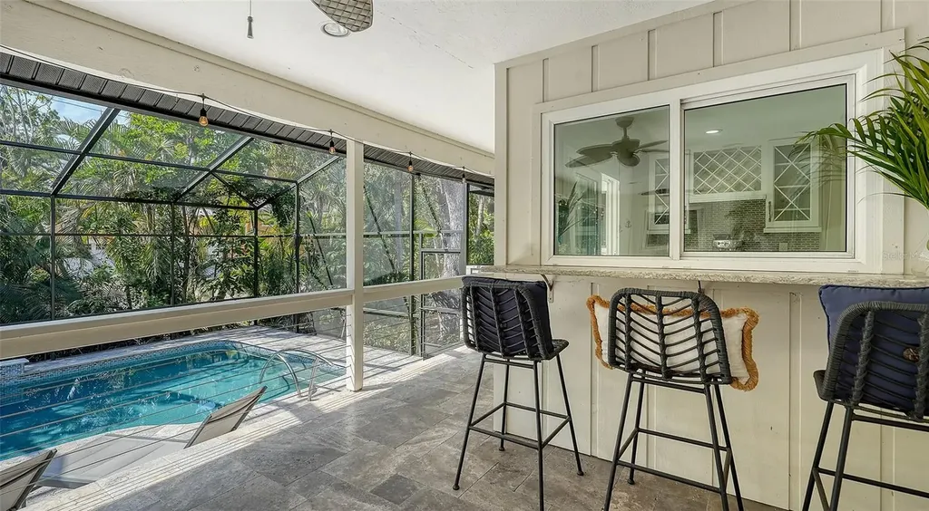 5231 Siesta Cove Drive Sarasota FL 34242