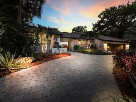 5231 Siesta Cove Drive Sarasota FL 34242