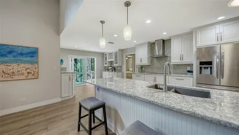 5231 Siesta Cove Drive Sarasota FL 34242