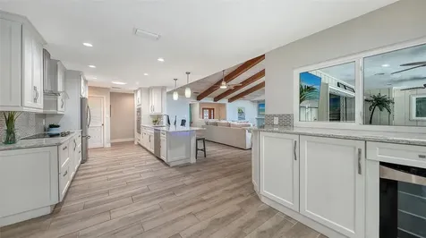 5231 Siesta Cove Drive Sarasota FL 34242