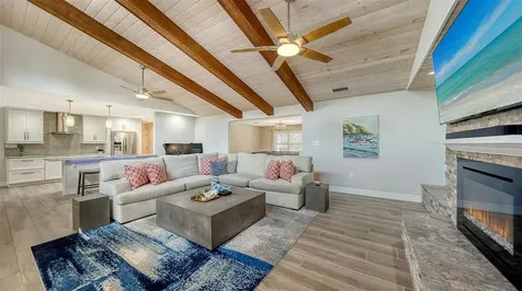 5231 Siesta Cove Drive Sarasota FL 34242