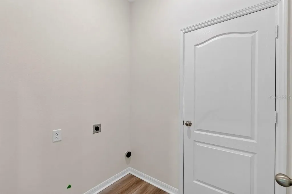 1280 S Seagate Drive Deltona FL 32725